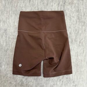 Lululemon Wunder Train 6" Shorts